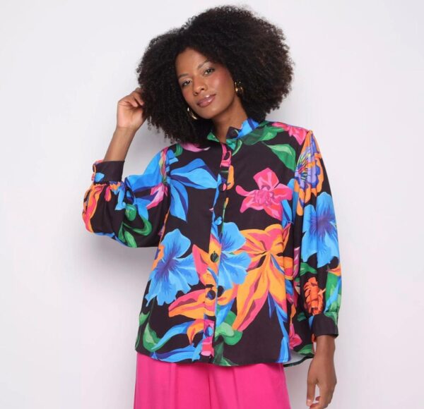 Camisa Floral. - Preta & Azul. - Morena Rosa