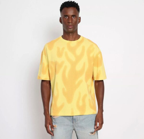 Camiseta Abstrata. - Amarela & Laranja. - Zara