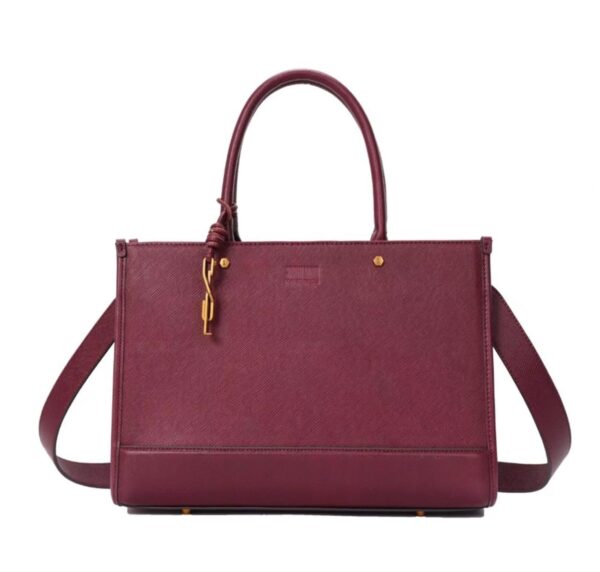 Bolsa De Tote Com Recortes. - Bordô