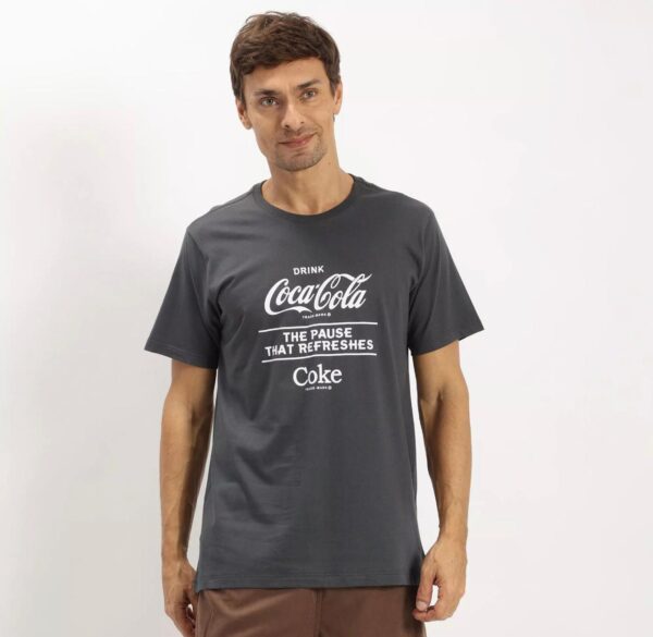 Coca-Cola - Camiseta Com Inscrições | Cinza