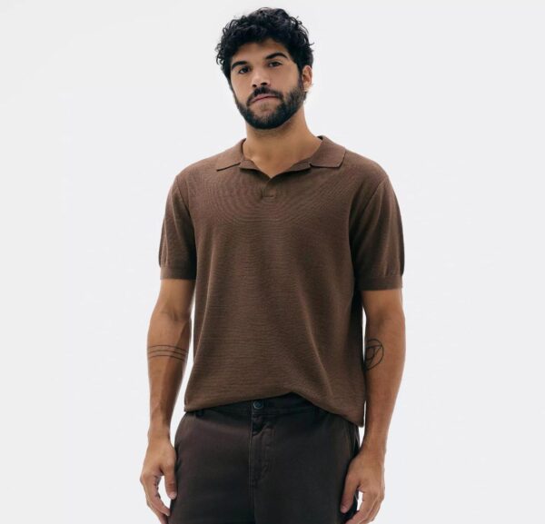 Polo Hering Texturizada - Marrom Escuro
