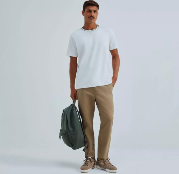 Camiseta Com Linho. - Branca & Verde Escuro