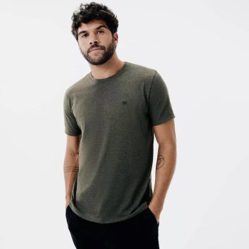 Camiseta Hering®. - Verde Oliva