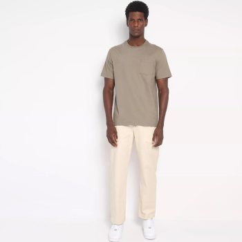 Camiseta Com Bolso. - Verde Oliva